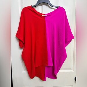 JODIFL Two-Tone Red and Fuchsia Tunic Top